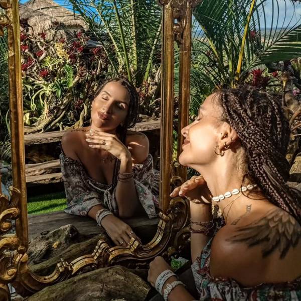 modelka s ID 0402ZP3ILG p019