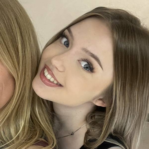 modelka s ID 0402ZREMHW p017