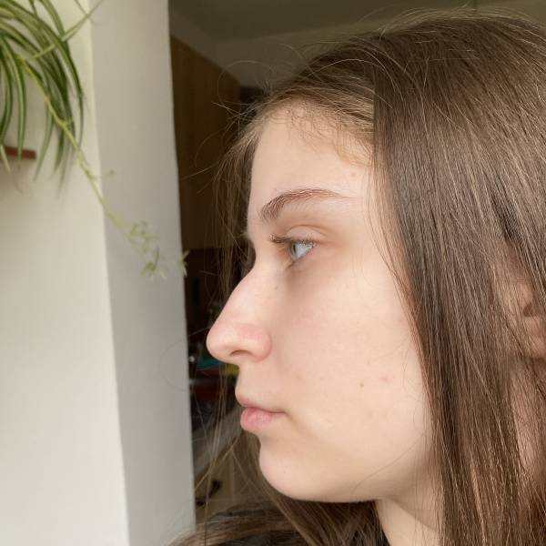 modelka s ID 0402ZU8YE7 p019