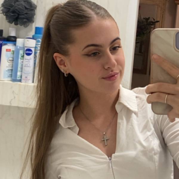 modelka s ID 0403JPU4E5 p017