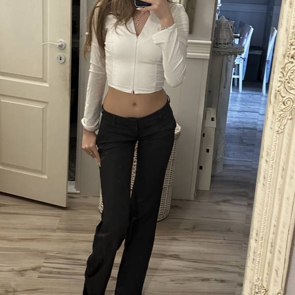 modelka s ID 0403JPU4E5 p018