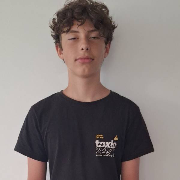 modelka s ID 07013VHCVN p018