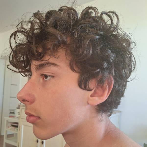 modelka s ID 07013VHCVN p019