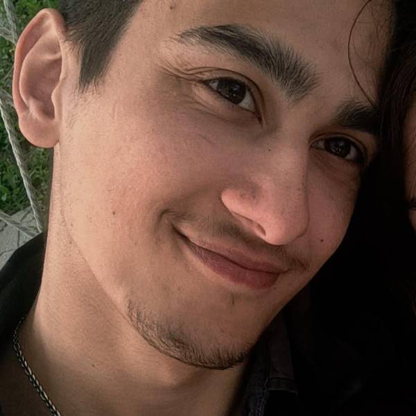 modelka s ID 0701BYSF4X p017