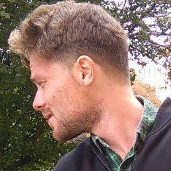 modelka s ID 0701EPFQK9 p019