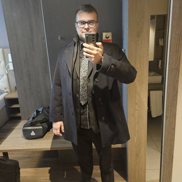 modelka s ID 0701L0NBQ6 p018