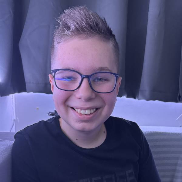 modelka s ID 0701O1SVPJ p017