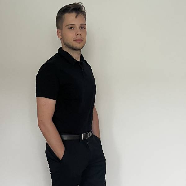modelka s ID 0701POZ3Q0 p018
