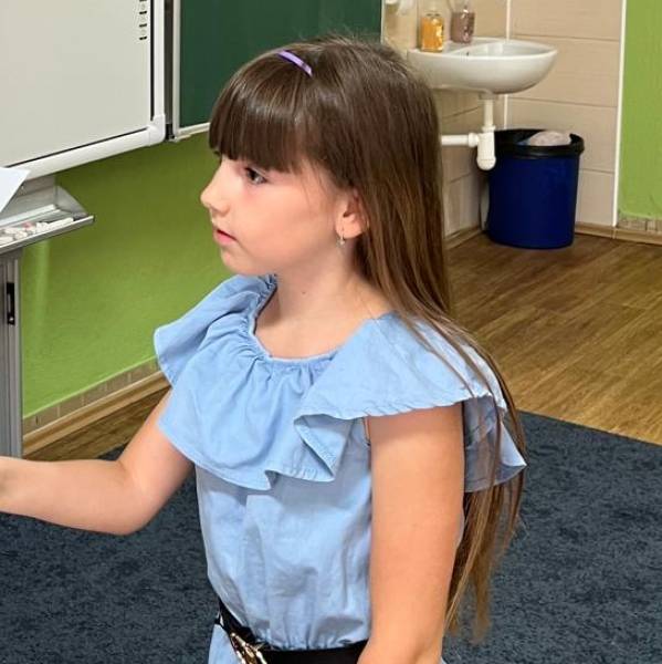 modelka s ID 07021238MI p019