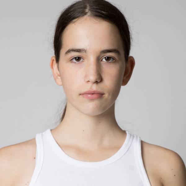 modelka s ID 07021NISKL p016