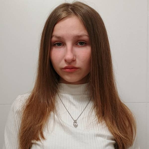 modelka s ID 07025H39GM p016