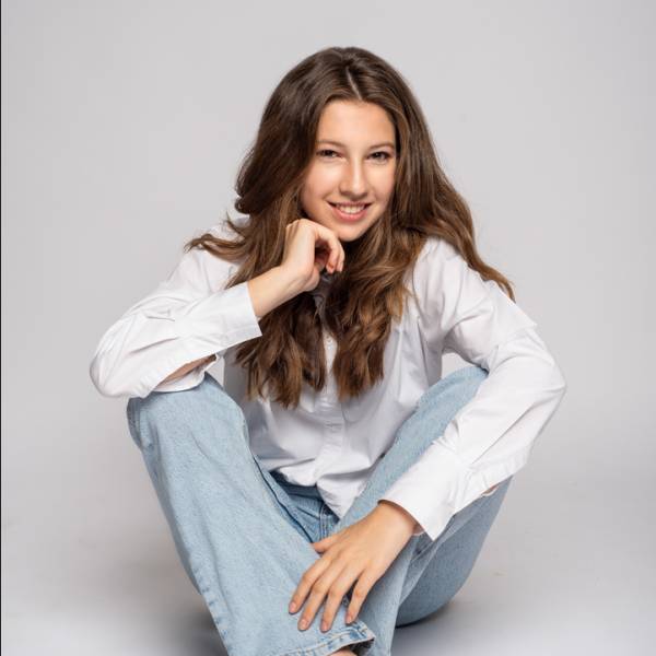 modelka s ID 0702B5X0ZM p017