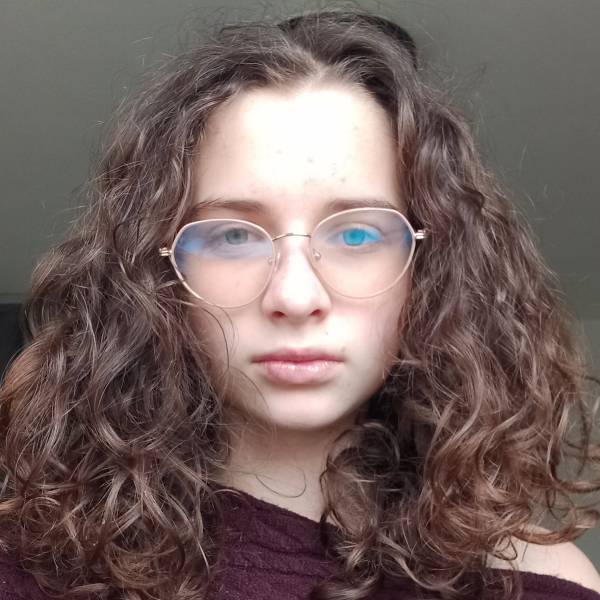 modelka s ID 0702E4V0EA p016