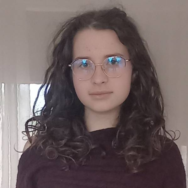 modelka s ID 0702E4V0EA p017