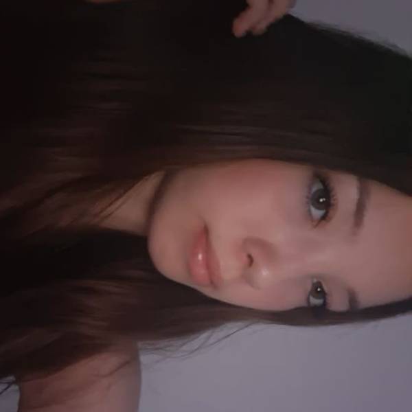 modelka s ID 0702EHG10F p016