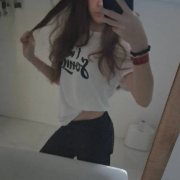 modelka s ID 0702EHG10F p018
