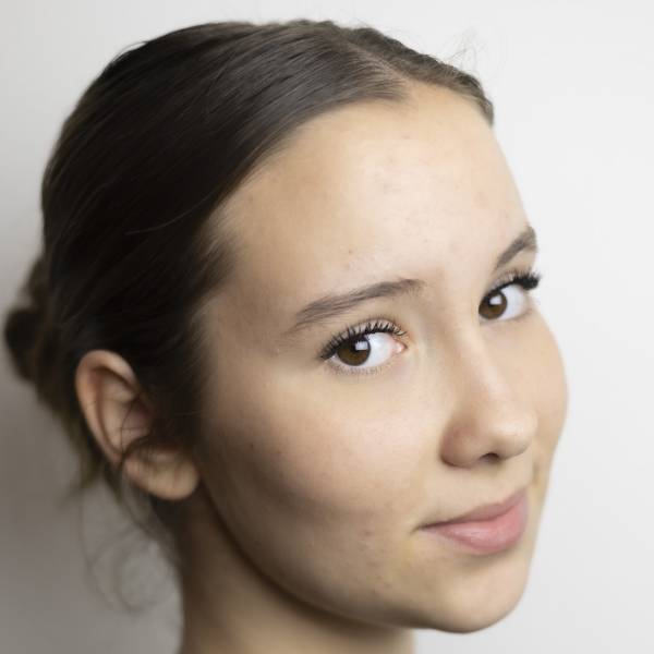 modelka s ID 0702F1OELK p016