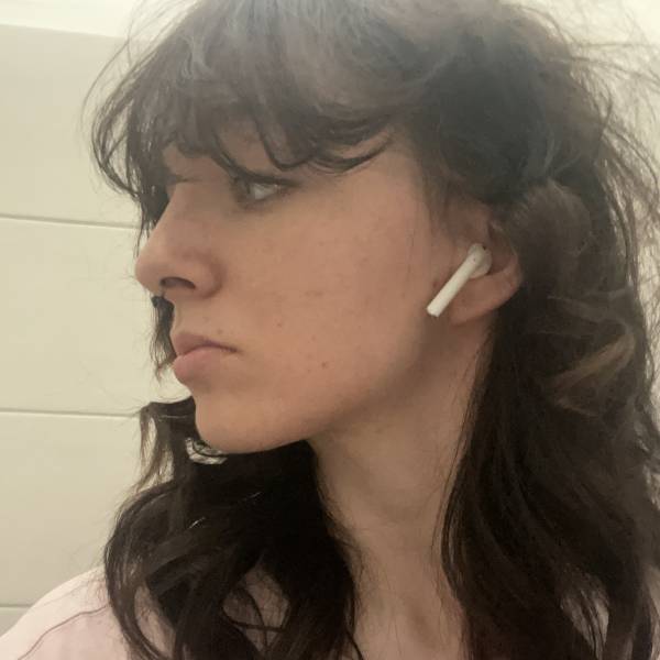 modelka s ID 0702F5Z8WR p019