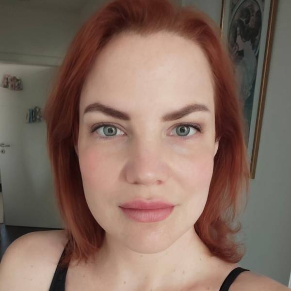 modelka s ID 0702IXXSRT p016