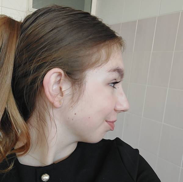 modelka s ID 0702IZDE5A p019