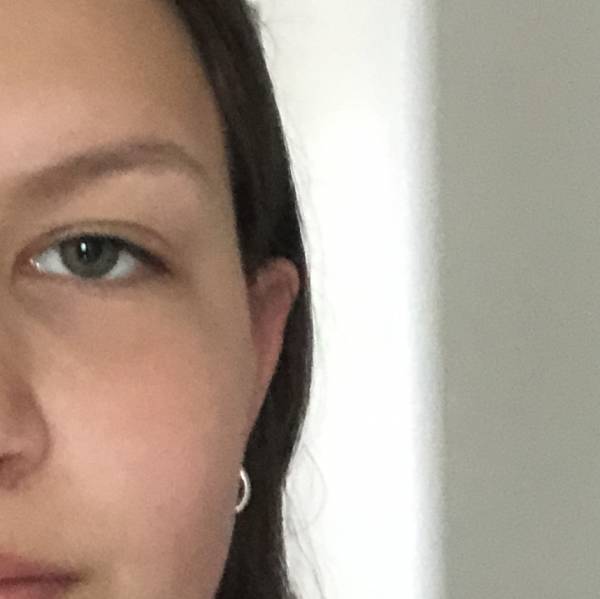 modelka s ID 0702K9EUU8 p019