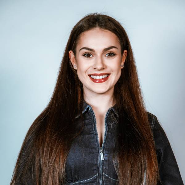 modelka s ID 0702MGVNJG p017