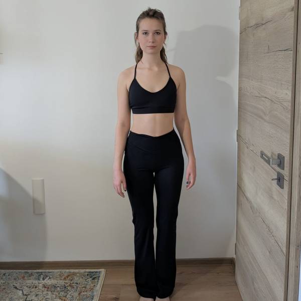 modelka s ID 0702O8BFSE p018