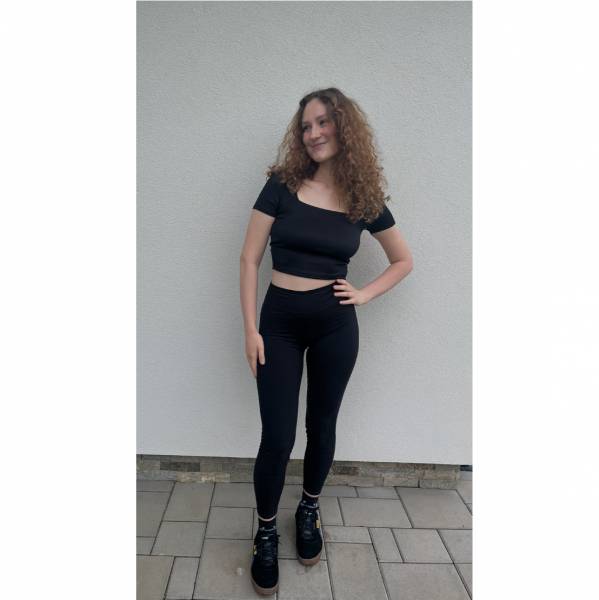 modelka s ID 0702TCGAVF p018
