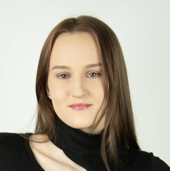 modelka s ID 0702VDTJGA p017
