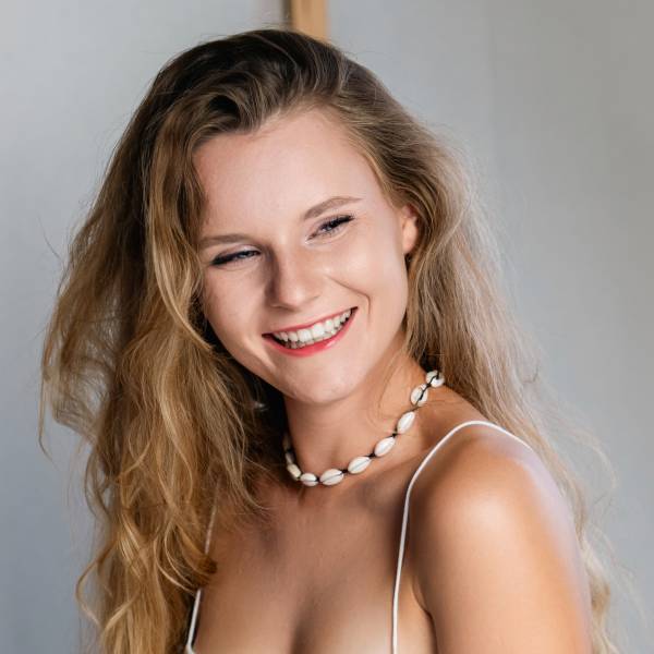 modelka s ID 0702XAJZ6D p017